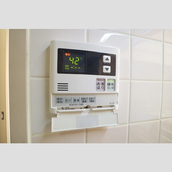 その他 (給湯器操作パネル)