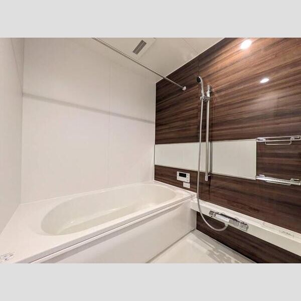 バス
