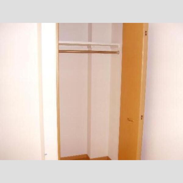 収納 (クローゼット収納設備)