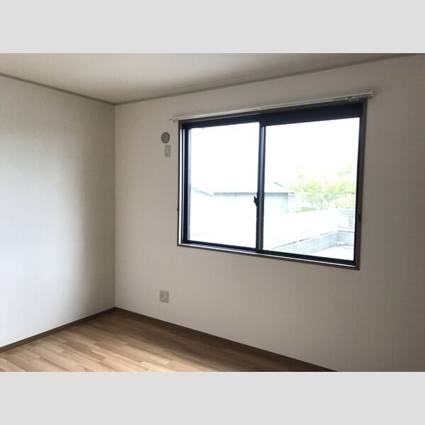 その他 (洋室6帖　西)