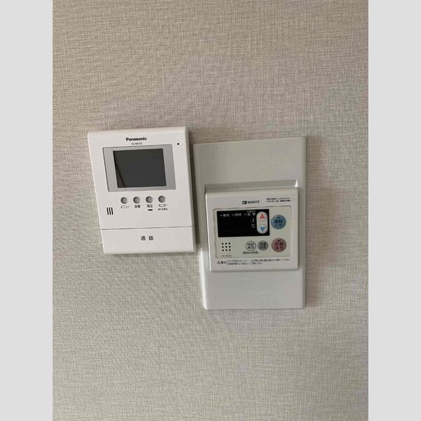 その他設備 (インターホン、給湯設備)