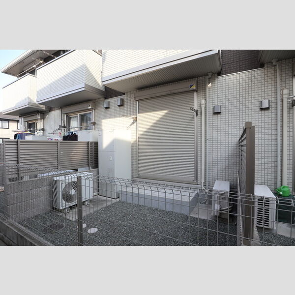 その他 (専用庭、シャッター付き)