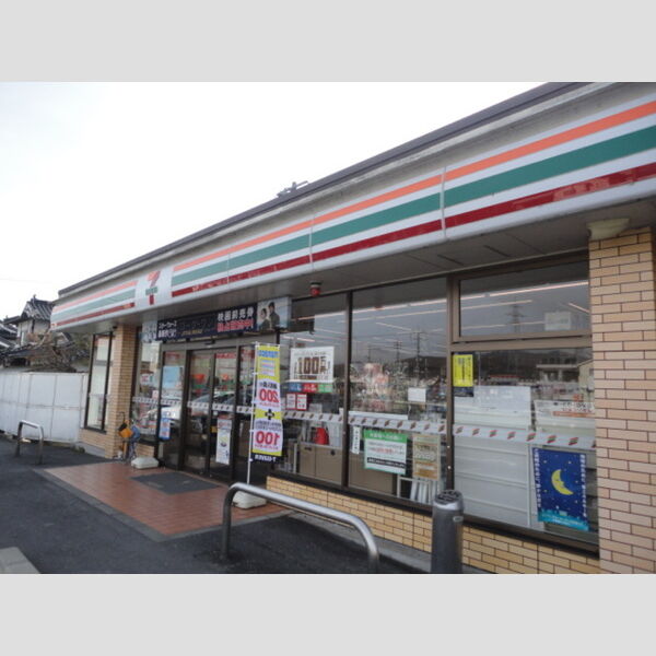 現地周辺 (セブンイレブン津山院庄店 821m)