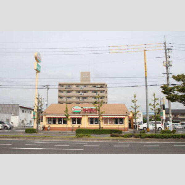 現地周辺 (サイゼリア岡山富田店　286m)