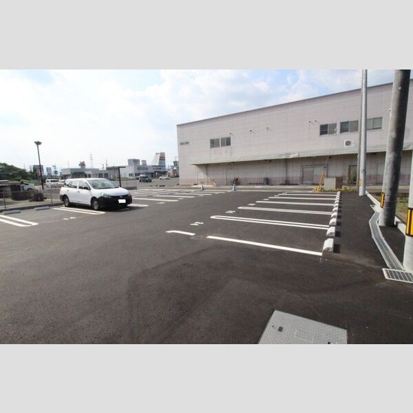 駐車場 (敷地内駐車場)