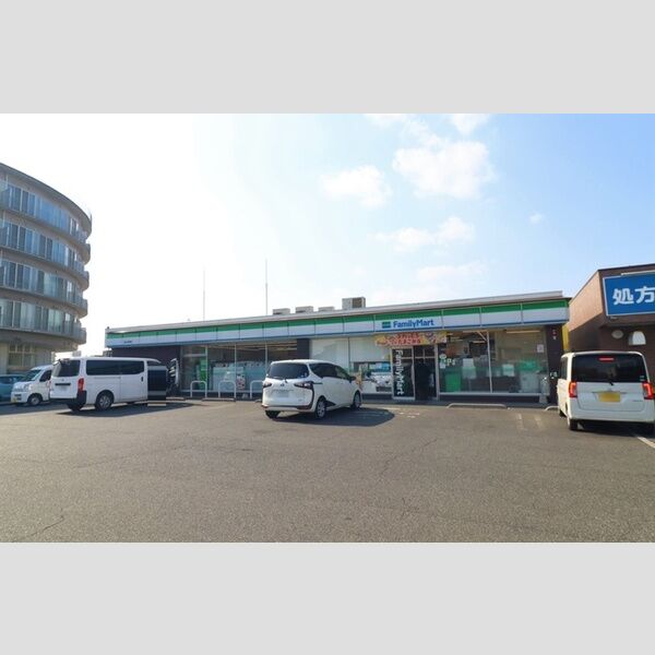 現地周辺 (ファミリーマート岡山北長瀬店)