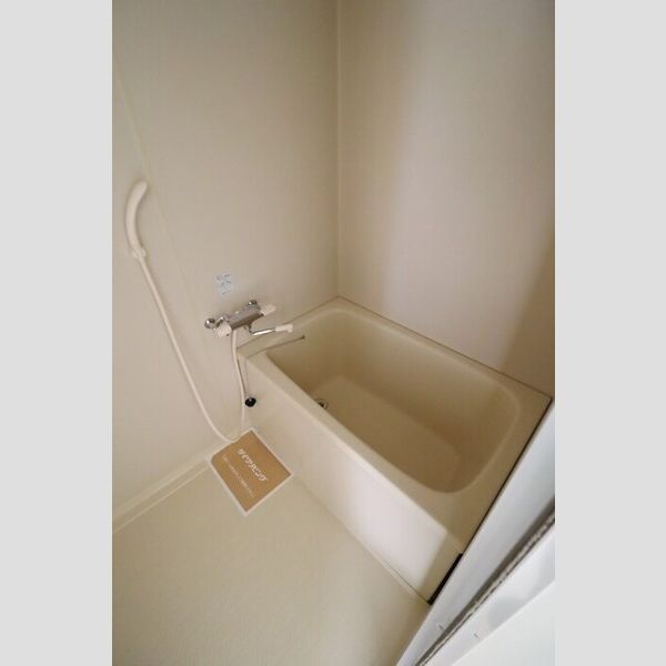 バス (102　浴室)