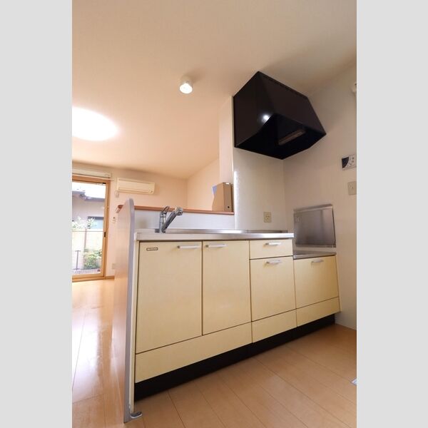 キッチン (102　キッチン)