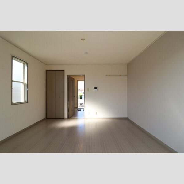 居室・リビング (203　洋室)