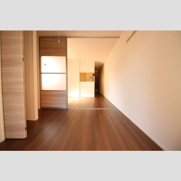 その他 (203　洋室)