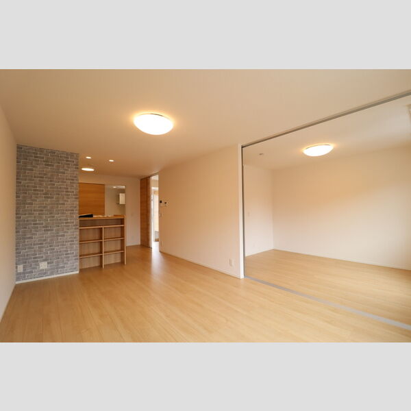 居室・リビング (105 LDK)