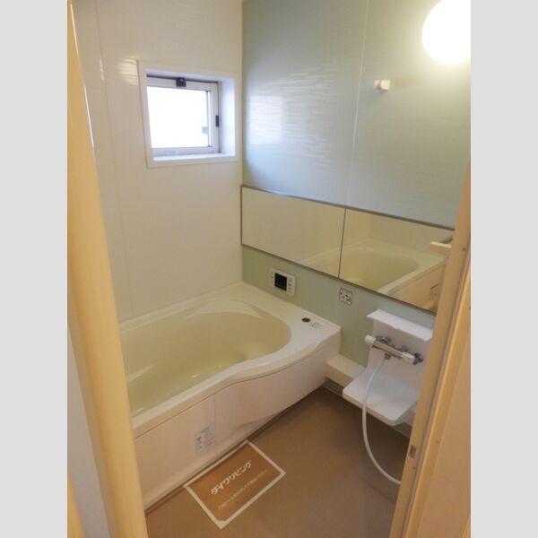 バス (101　浴室)