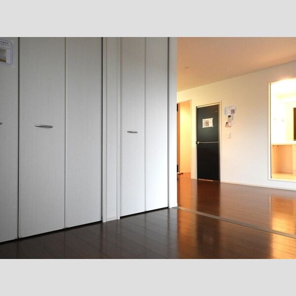 その他 (203　洋室)