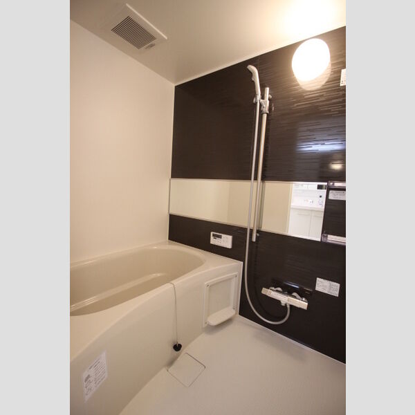 バス (107　浴室)