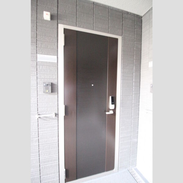 その他 (202　玄関・外側)