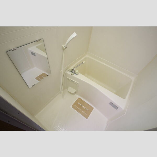 バス (103　浴室)