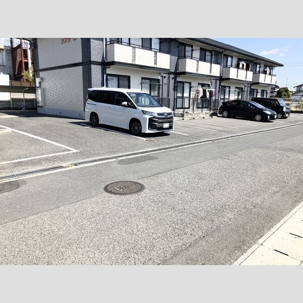 駐車場 (駐車場)