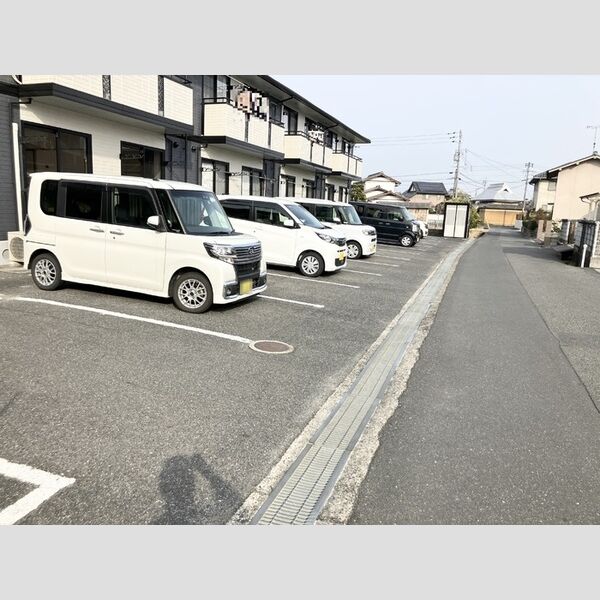 駐車場 (駐車場)