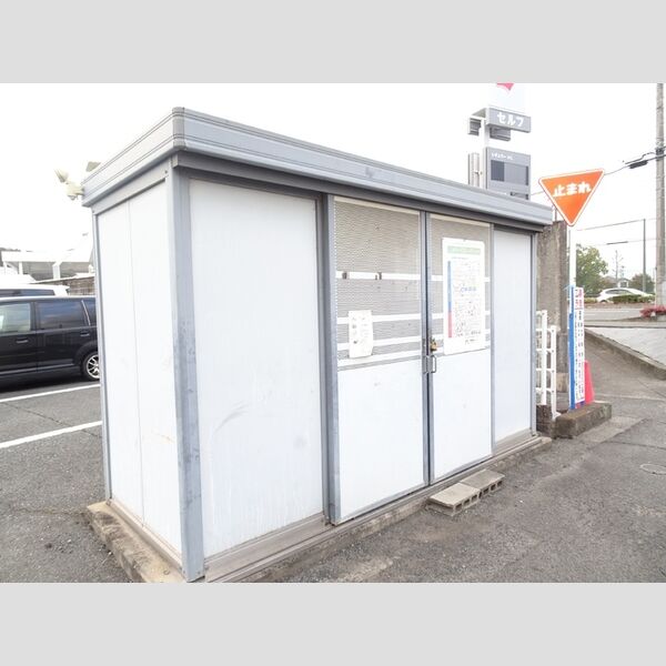 現地周辺 (ゴミステーション)