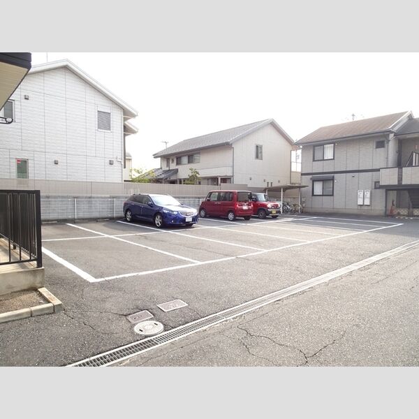 駐車場 (駐車場)