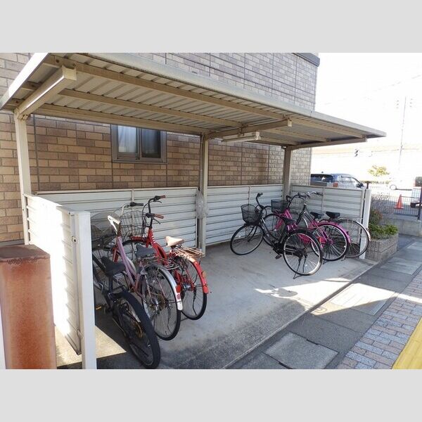 駐車場 (駐輪場)