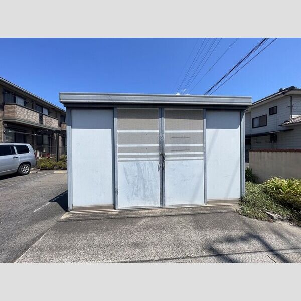 現地周辺 (ゴミステーション)