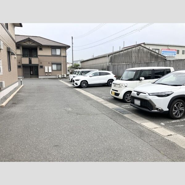 駐車場 (駐車場)