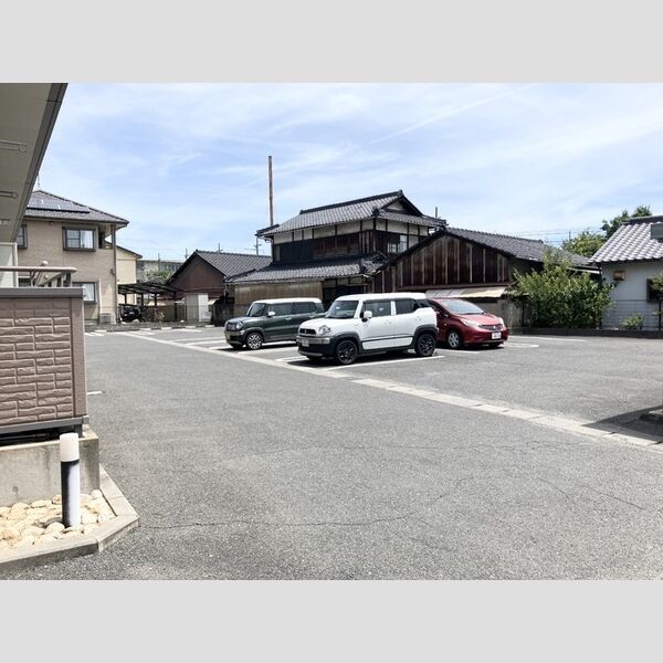 駐車場 (駐車場)