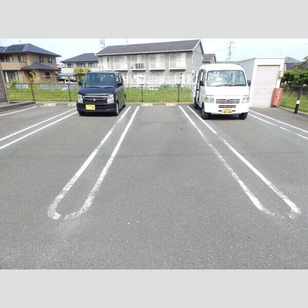 駐車場 (駐車場)