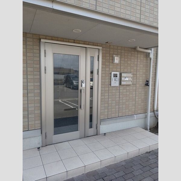 現地周辺 (ロビー)