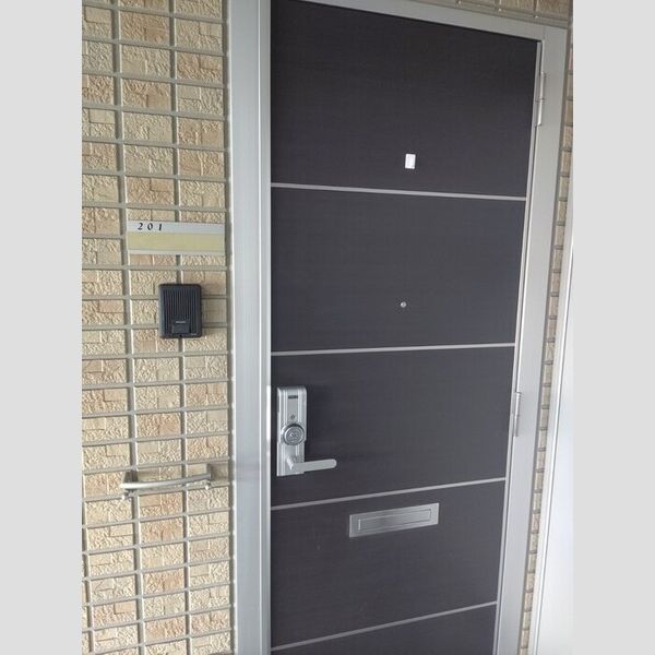 エントランス (エントランス)