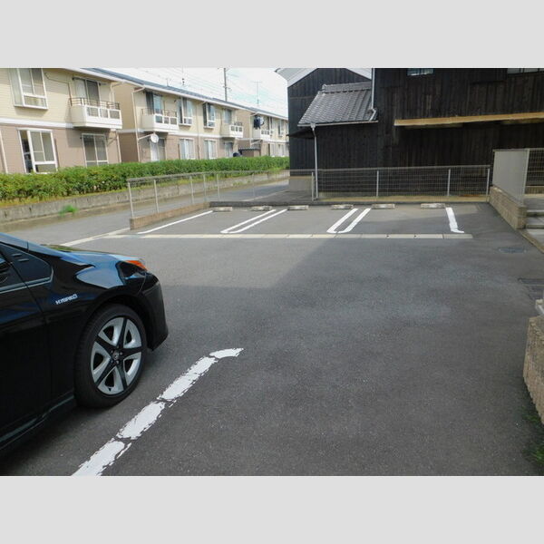 駐車場 (駐車場)