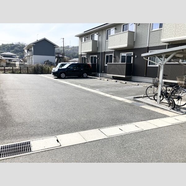 駐車場 (駐車場)