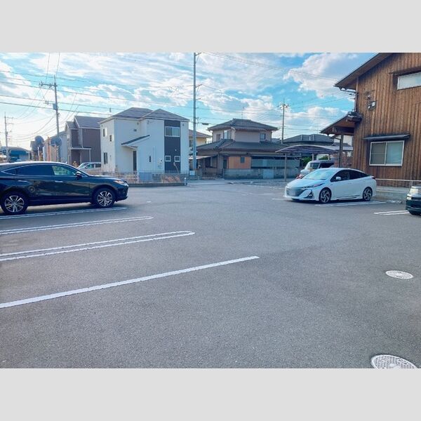 駐車場 (駐車場)