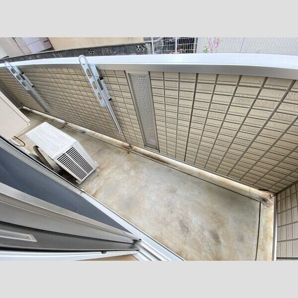 現地周辺 (バルコニー)