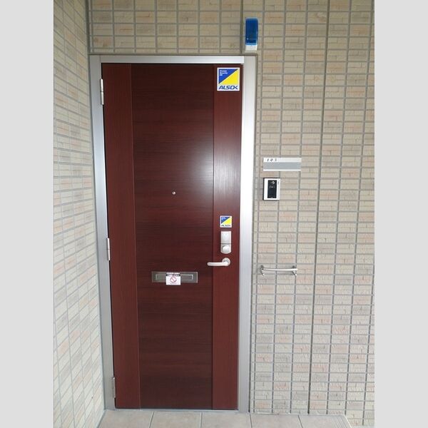 エントランス (玄関ドア)