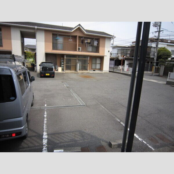 駐車場 (駐車場)