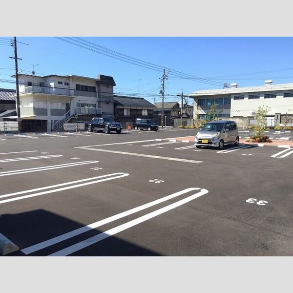 駐車場 (駐車場)