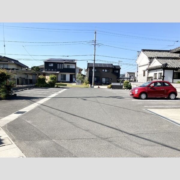 駐車場 (駐車場)