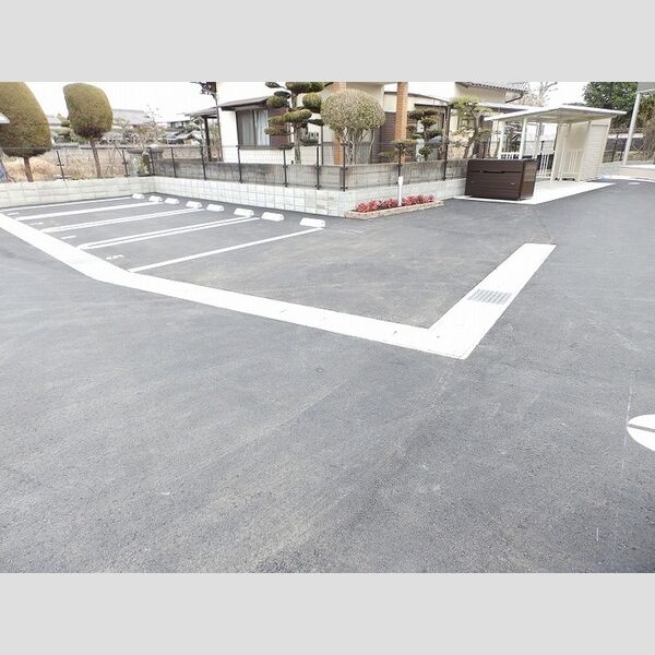 駐車場 (駐車場)