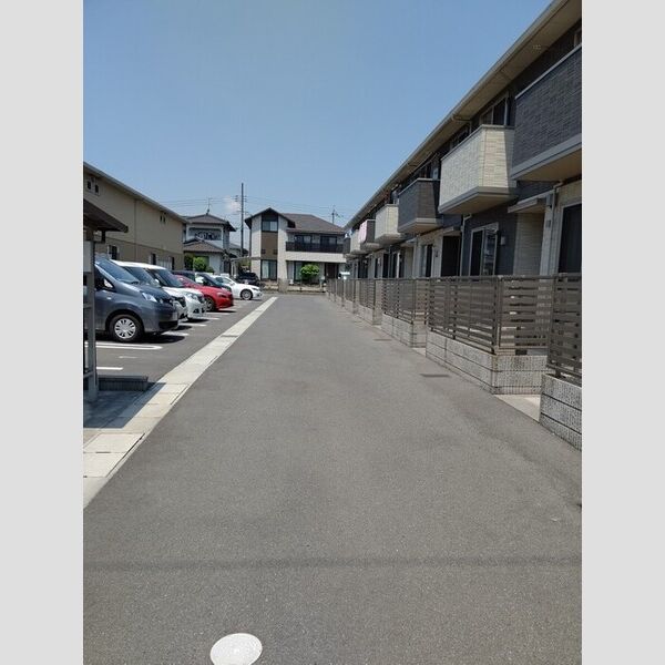 駐車場 (駐車場)