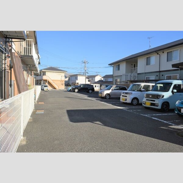 駐車場 (駐車場)