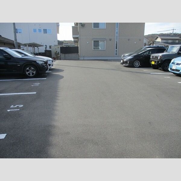 駐車場 (駐車場)