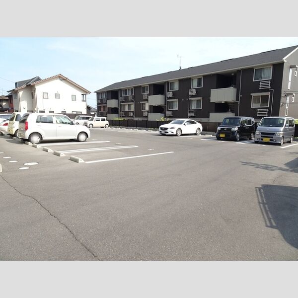 駐車場 (駐車場)