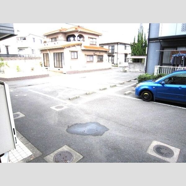 駐車場 (駐車場)