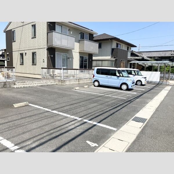 駐車場 (駐車場)