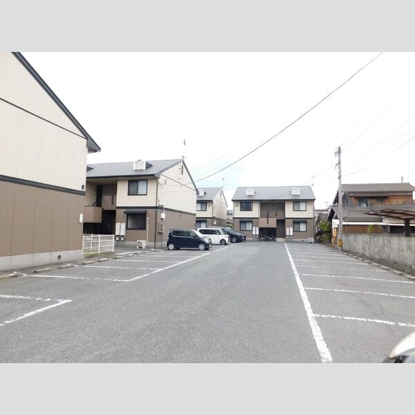 駐車場 (駐車場)