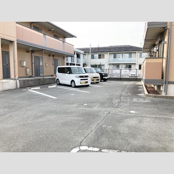 駐車場 (駐車場)