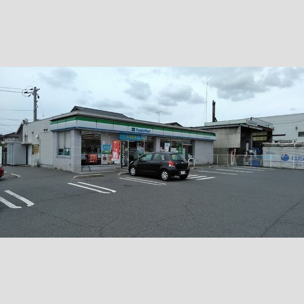 現地周辺 (ファミリーマート水玉ブリッジライン店)