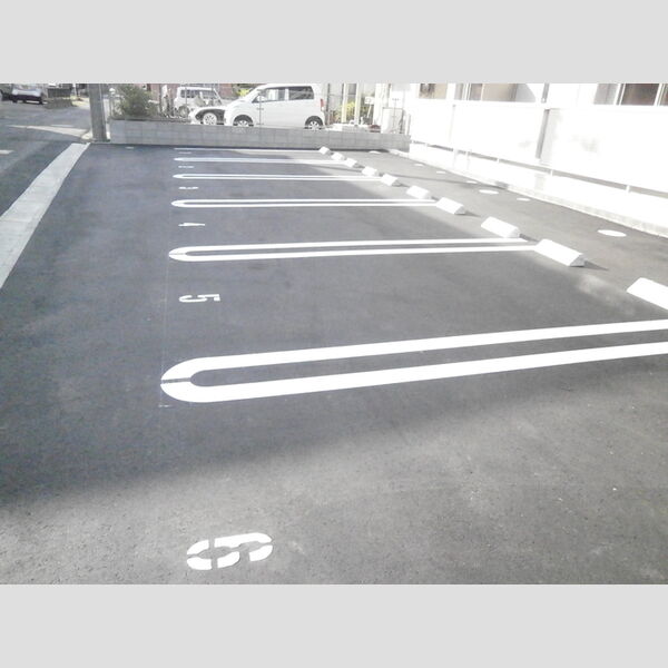 駐車場 (駐車場)